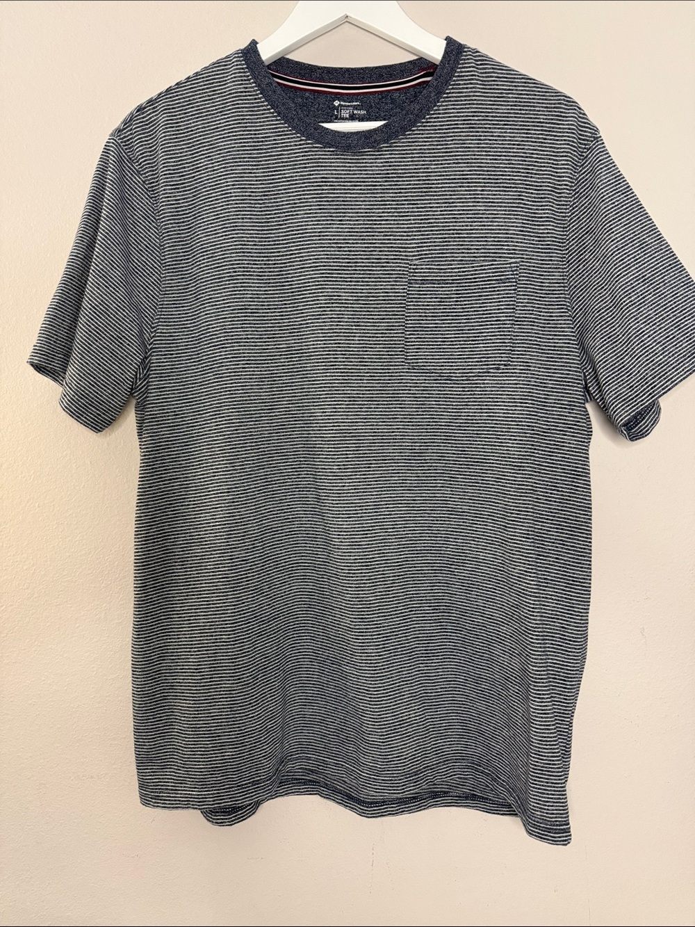 Men's Navy & White Striped Crewneck Pocket Tee [LP0913]